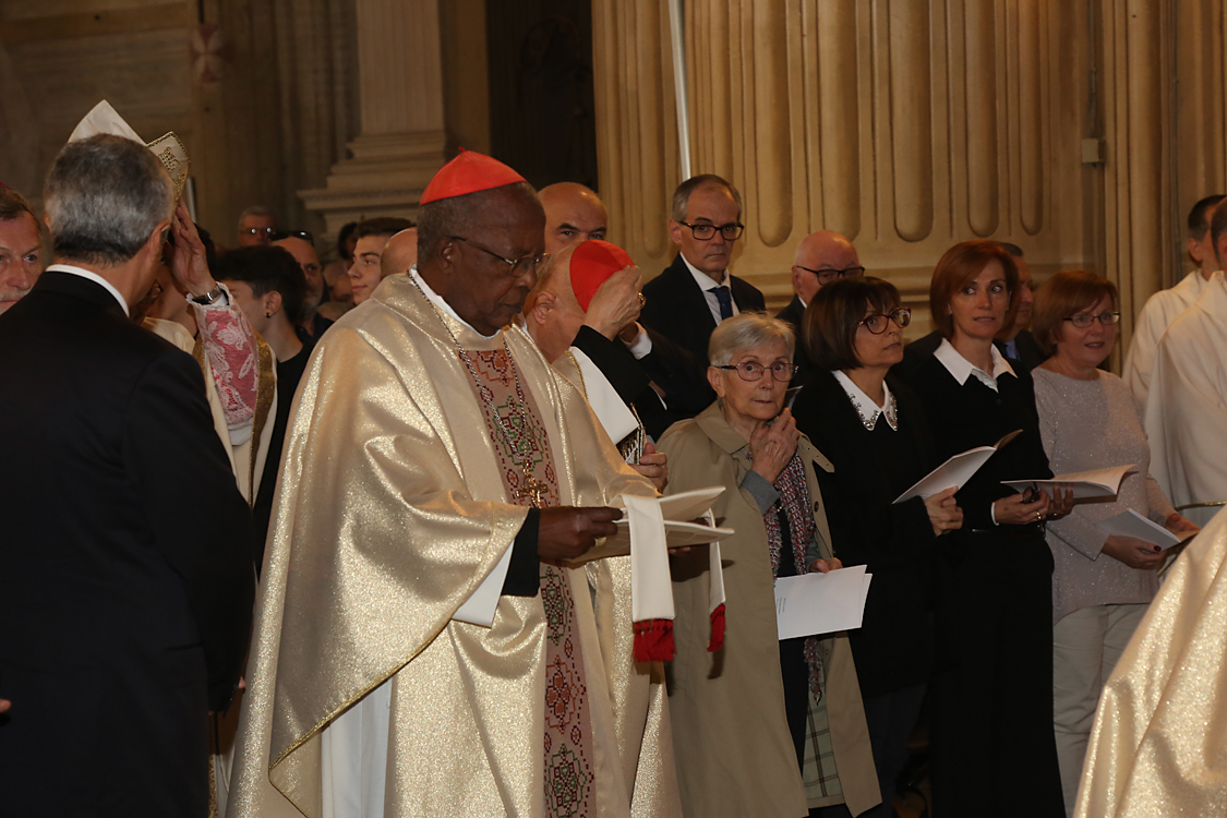 Monsignor Marco Prastaro Vescovo di Asti_098.jpg